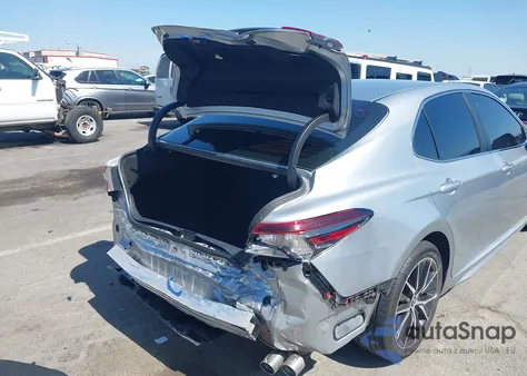 2023 Toyota Camry Se z USA, uszkodzony, nr VIN 4T1G11AK7PU746915